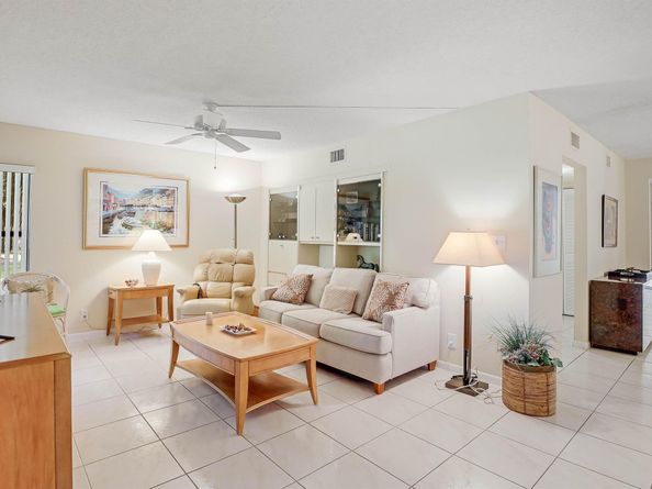 5121 Oak Hill Lane 416, Delray Beach FL 33484