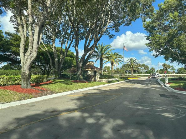 5121 Oak Hill Lane 416, Delray Beach FL 33484