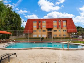 22605 SW 66th Ave 102, Boca Raton FL 33428