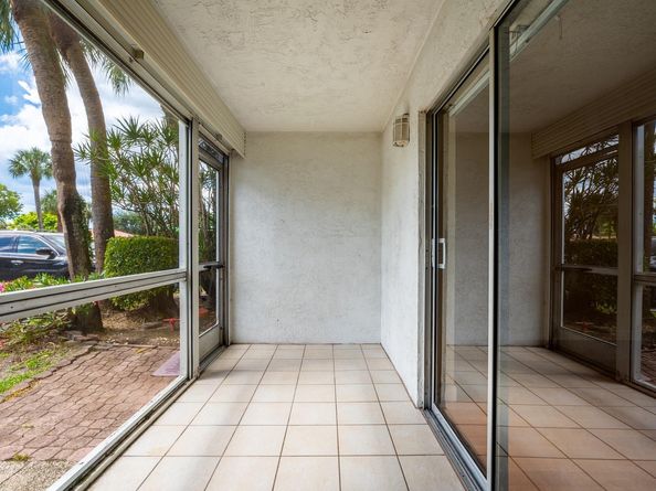 22605 SW 66th Ave 102, Boca Raton FL 33428