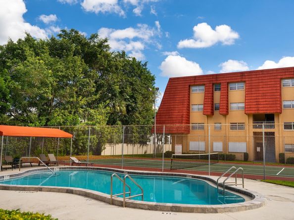 22605 SW 66th Ave 102, Boca Raton FL 33428