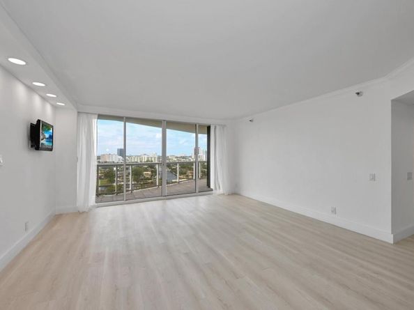 3640 Yacht Club Dr 1501, Aventura FL 33180