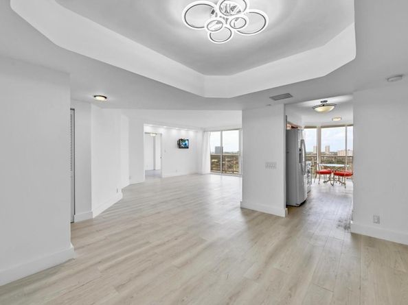 3640 Yacht Club Dr 1501, Aventura FL 33180