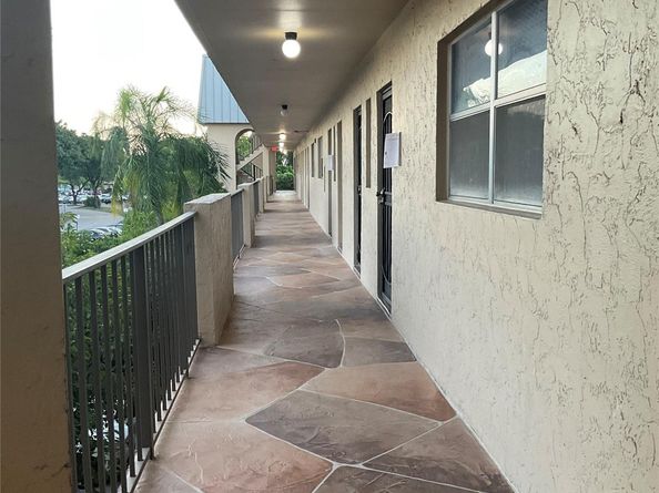 6201 N Falls Circle Dr 309, Lauderhill FL 33319