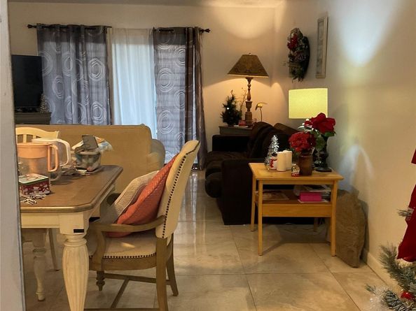 6201 N Falls Circle Dr 309, Lauderhill FL 33319