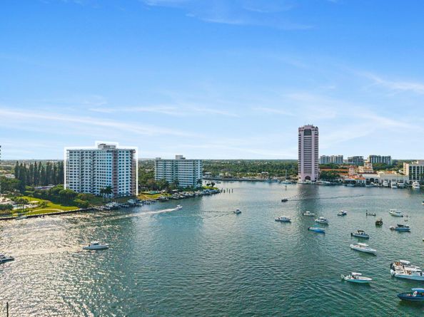 875 E Camino Real 2g, Boca Raton FL 33432