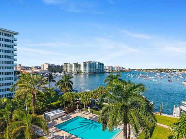 875 E Camino Real 2g, Boca Raton FL 33432