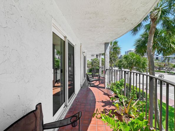 3909 N Ocean Boulevard 215, Fort Lauderdale FL 33308