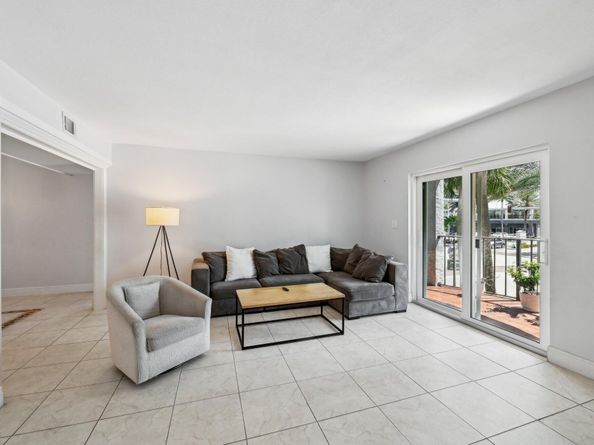 3909 N Ocean Boulevard 215, Fort Lauderdale FL 33308