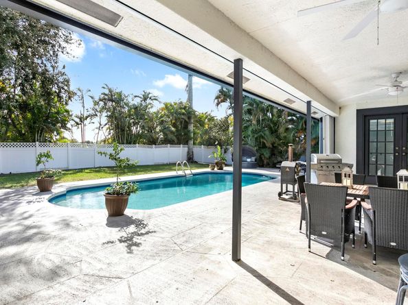 1855 Primrose Lane, Wellington FL 33414