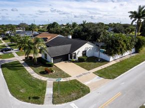 1855 Primrose Lane, Wellington FL 33414