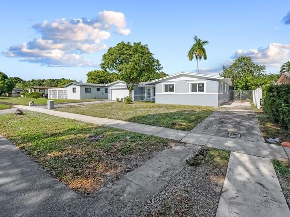 Undisclosed Address #FX-10537343, Plantation FL 33317