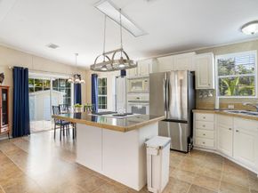 1911 SW 87th Ter, Davie FL 33324