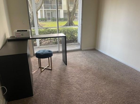 589 Fanshaw O 203, Boca Raton FL 33434