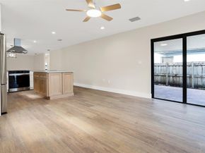 391 NW 58th Ave, Miami FL 33126