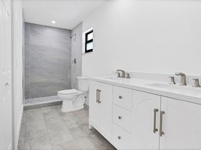 391 NW 58th Ave, Miami FL 33126