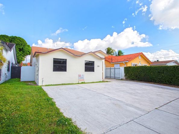 391 NW 58th Ave, Miami FL 33126