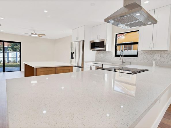 391 NW 58th Ave, Miami FL 33126