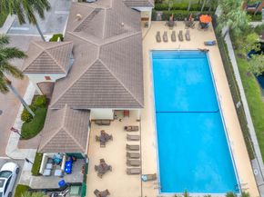 621 SW 2nd Drive 621, Pompano Beach FL 33060