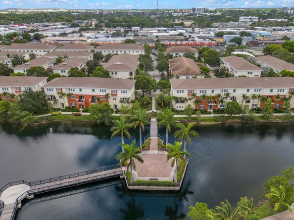 621 SW 2nd Drive 621, Pompano Beach FL 33060