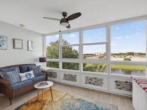 25 Abbey Lane 402, Delray Beach FL 33446