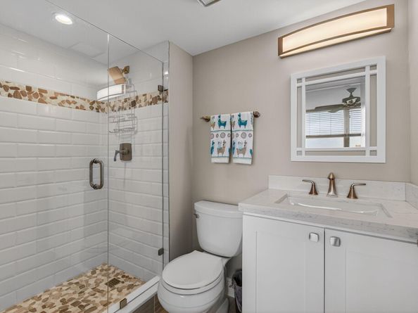 25 Abbey Lane 402, Delray Beach FL 33446