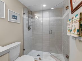 25 Abbey Lane 402, Delray Beach FL 33446