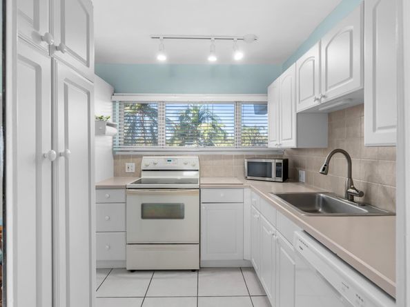 500 SE 21st Ave 308, Deerfield Beach FL 33441