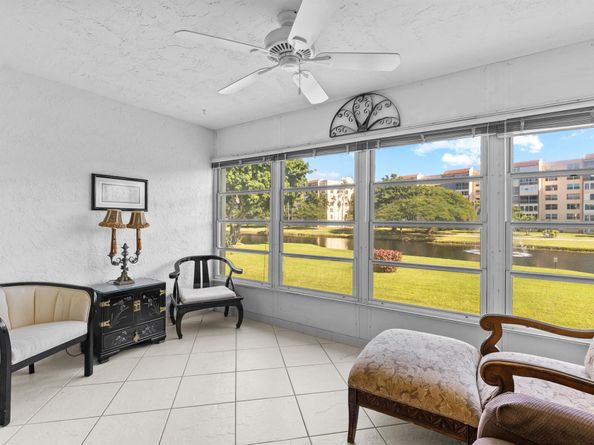 27 Abbey Lane 205, Delray Beach FL 33446