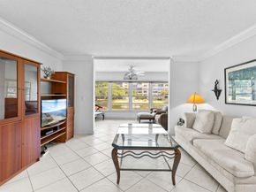 27 Abbey Lane 205, Delray Beach FL 33446