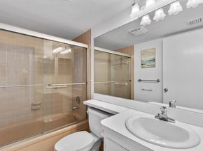 27 Abbey Lane 205, Delray Beach FL 33446