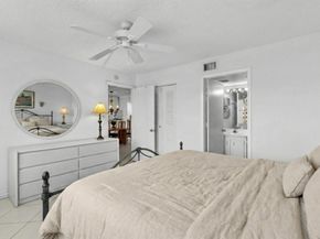 27 Abbey Lane 205, Delray Beach FL 33446