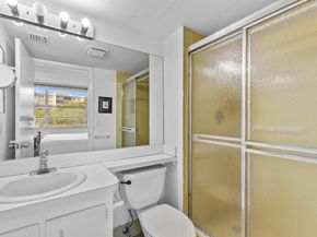 27 Abbey Lane 205, Delray Beach FL 33446