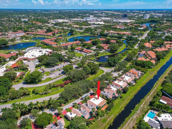 6200 Via Tierra, Boca Raton FL 33433