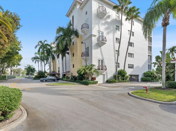 22715 Camino Del Mar 42, Boca Raton FL 33433