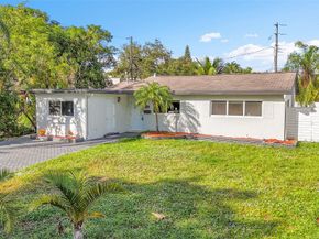 29 SE 8th St, Dania Beach FL 33004