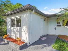 29 SE 8th St, Dania Beach FL 33004