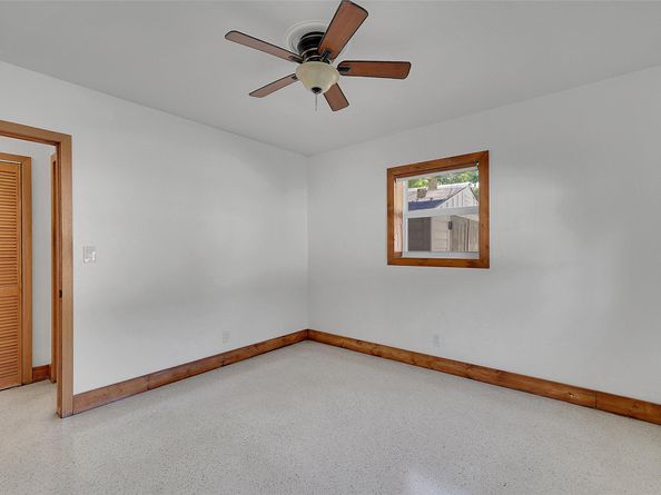 29 SE 8th St, Dania Beach FL 33004