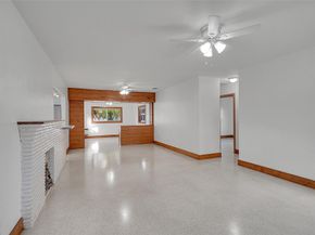 29 SE 8th St, Dania Beach FL 33004