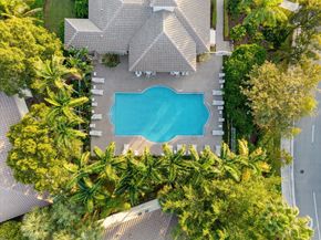 4740 NW 57th Pl, Coconut Creek FL 33073