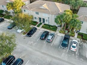 4740 NW 57th Pl, Coconut Creek FL 33073