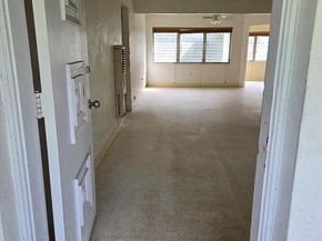 2702 Hayes St, Hollywood FL 33020