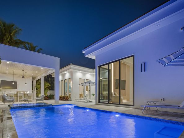 334 NE 3rd Street, Boca Raton FL 33432