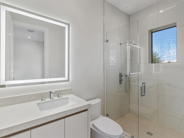 334 NE 3rd Street, Boca Raton FL 33432