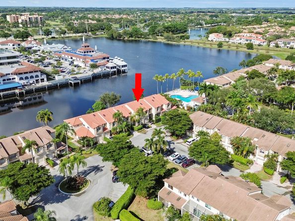 6822 Via Regina, Boca Raton FL 33433