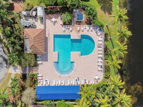 6822 Via Regina, Boca Raton FL 33433