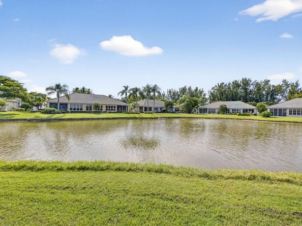 7669 Rockford Road, Boynton Beach FL 33472