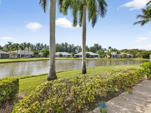 7669 Rockford Road, Boynton Beach FL 33472