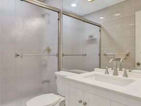 931 SE 9th Ave 13, Pompano Beach FL 33060