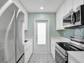 931 SE 9th Ave 13, Pompano Beach FL 33060